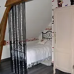 Le Paddock Du Val De Lys 3* Blessy