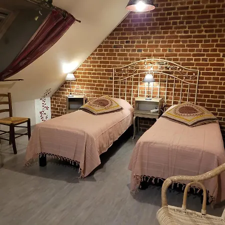 Guest house Le Paddock Du Val De Lys Blessy