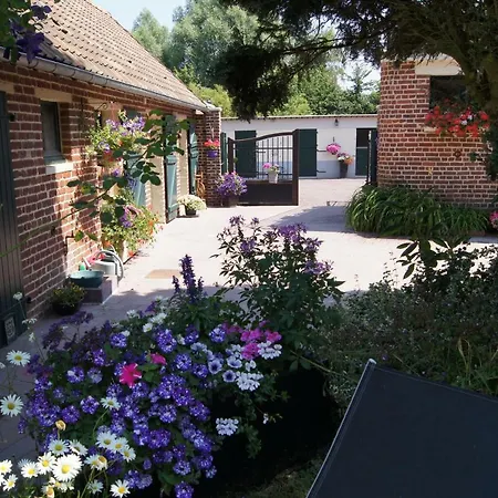 Le Paddock Du Val De Lys 3* Blessy