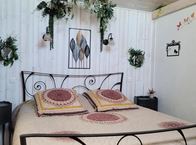 Le Paddock Du Val De Lys 3* Blessy