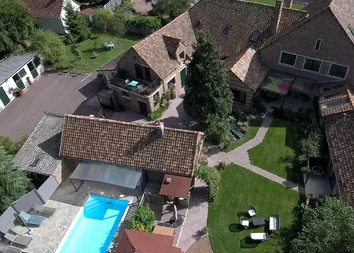 Le Paddock Du Val De Lys 3* Blessy